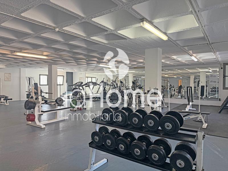 Foto 5e0a0c50-1332-41c8-98ed-a1ef261f410f. Rent flat with heating parking pool in Sant Pau Valencia