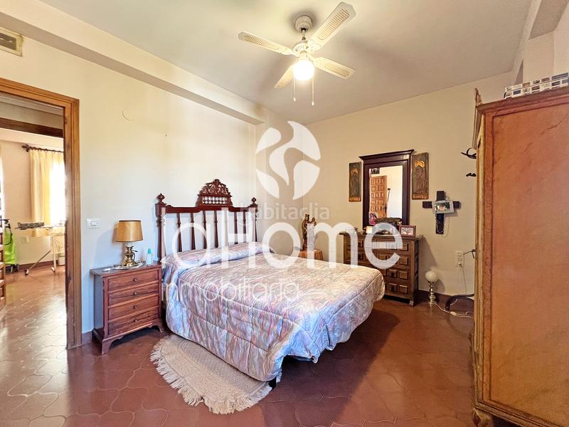 Foto 160f7174-12ac-4dc4-b46e-2e2bb93fb59e. Chalet  independiente con espacios grandes y en una ubicación inmejorable en Paterna