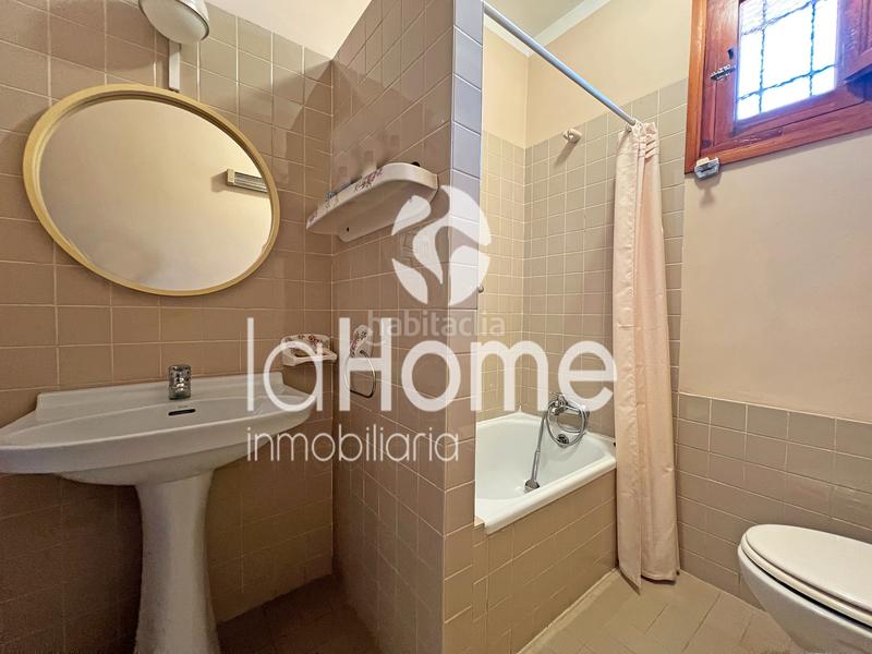 Foto 534d24c8-b44f-407b-927b-6f9aabdf4198. Chalet  independiente con espacios grandes y en una ubicación inmejorable en Paterna