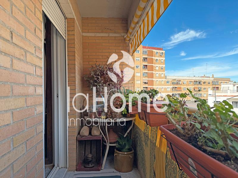 Foto 05113420-29d8-455a-bc73-1f05ee53692d. Piso  amplio, luminoso y bien ubicado en Núcleo Urbano Pobla de Vallbona (la)