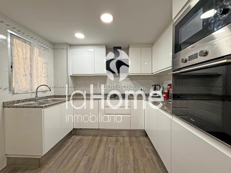 Foto 342e96f7-9dff-437a-b10a-aaeeeabc16b7. Piso  amplio, luminoso y bien ubicado en Núcleo Urbano Pobla de Vallbona (la)