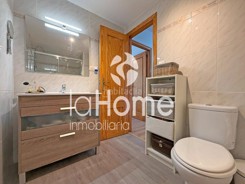 Foto 57003af5-5bd2-40ee-9deb-dc1593719533. Piso  amplio, luminoso y bien ubicado en Núcleo Urbano Pobla de Vallbona (la)