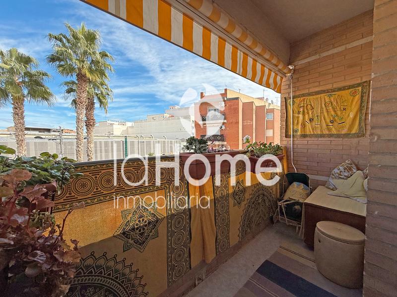 Foto bdf84ae4-fe11-4c2d-a9b1-d2194482c084. Piso  amplio, luminoso y bien ubicado en Núcleo Urbano Pobla de Vallbona (la)