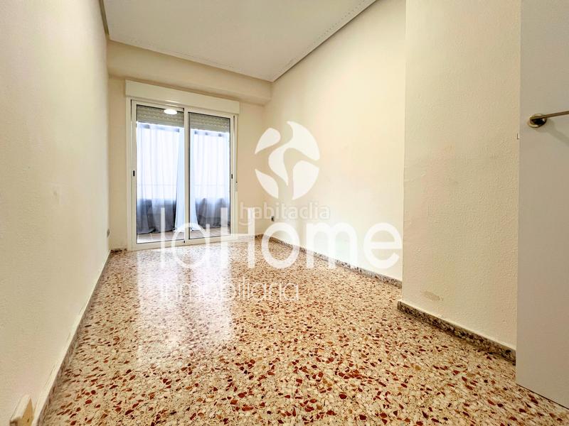 Foto d8de9881-57d8-457b-8bfe-a38a00d24879. Pis a Parc Central Paterna