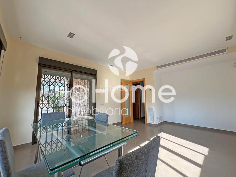 Foto 003f8628-52d9-461c-894e-5346225f64e6. Chalet mit parking pool in Montesol Eliana (l´)