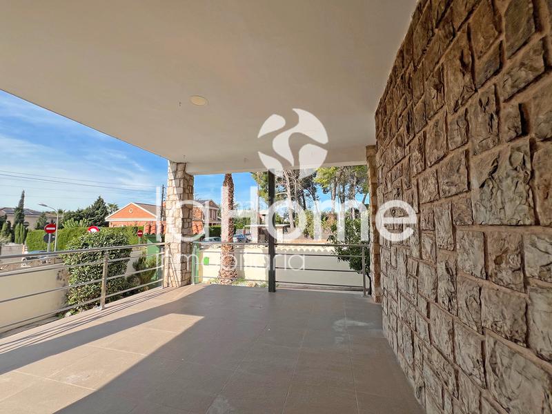 Foto 63af98e8-3758-4173-a090-3aaa108e3d61. Chalet mit parking pool in Montesol Eliana (l´)