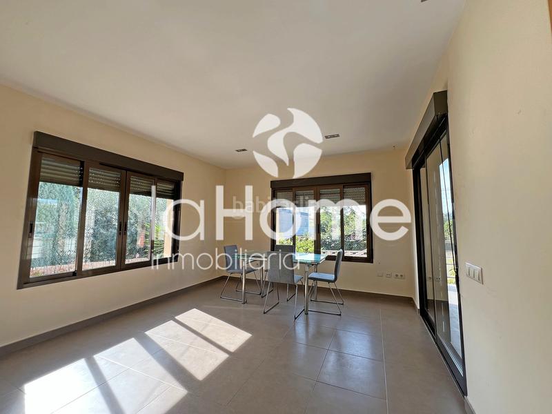 Foto 7031c6ff-4147-4a38-98cc-4f5d38715e66. Chalet mit parking pool in Montesol Eliana (l´)