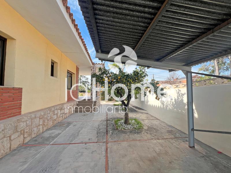 Foto c296d494-9017-45be-8e99-7f719c7482d1. Chalet mit parking pool in Montesol Eliana (l´)