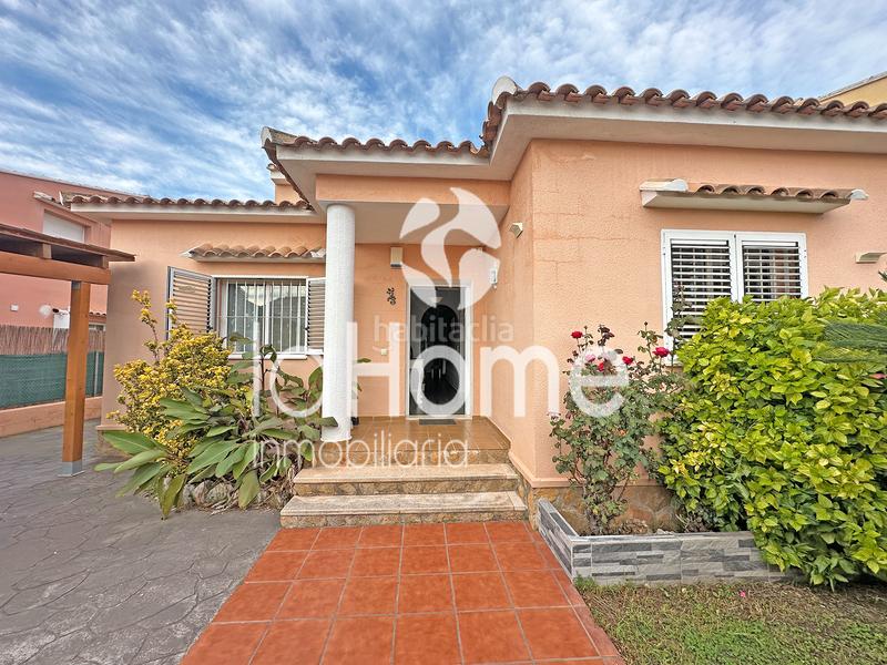 Foto 328d98ab-8708-4ee8-bd3f-b6b1036685f0. Chalet avec chauffage parking piscine dans La Conarda Pobla de Vallbona (la)