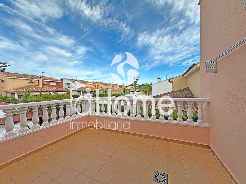 Foto 7bd711b7-5b8c-4e4b-af1a-efa59c49a2f2. Chalet avec chauffage parking piscine dans La Conarda Pobla de Vallbona (la)