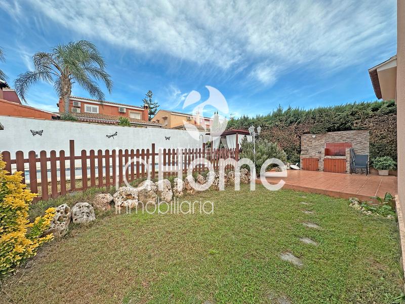 Foto 9c990f5c-d198-477b-aa66-600d4b84d2d3. Chalet avec chauffage parking piscine dans La Conarda Pobla de Vallbona (la)