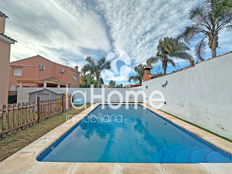 Foto e053e04d-c34e-4c79-bf73-1b9487ee1ae6. Chalet avec chauffage parking piscine dans La Conarda Pobla de Vallbona (la)