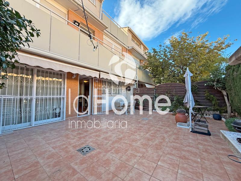 Foto 11528555-e628-4a30-b45a-3f33349da18f. Semi detached house with heating parking pool in Mas Camarena Bétera