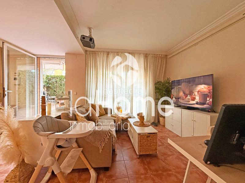 Foto 400d631b-d3de-4eba-b6f8-054fe5fce7f4. Semi detached house with heating parking pool in Mas Camarena Bétera