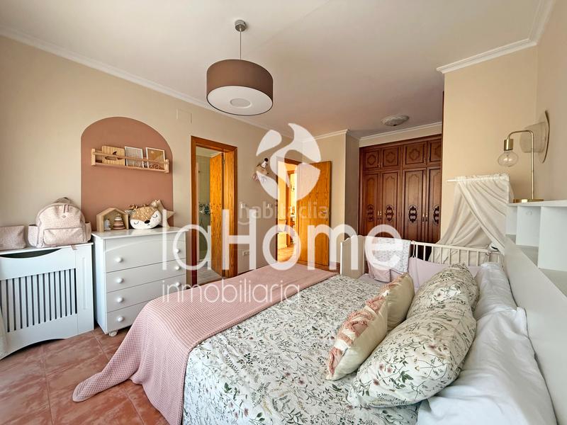 Foto 777db9fb-df7b-4df3-a89f-f60bb551a1e0. Semi detached house with heating parking pool in Mas Camarena Bétera