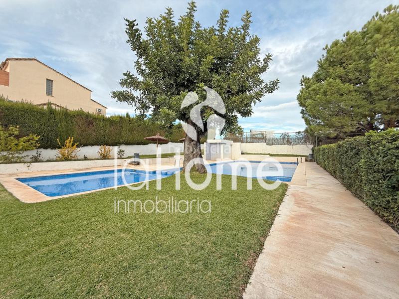 Foto e97845e1-5bf0-401f-8d68-7c4e2fb54176. Semi detached house with heating parking pool in Mas Camarena Bétera