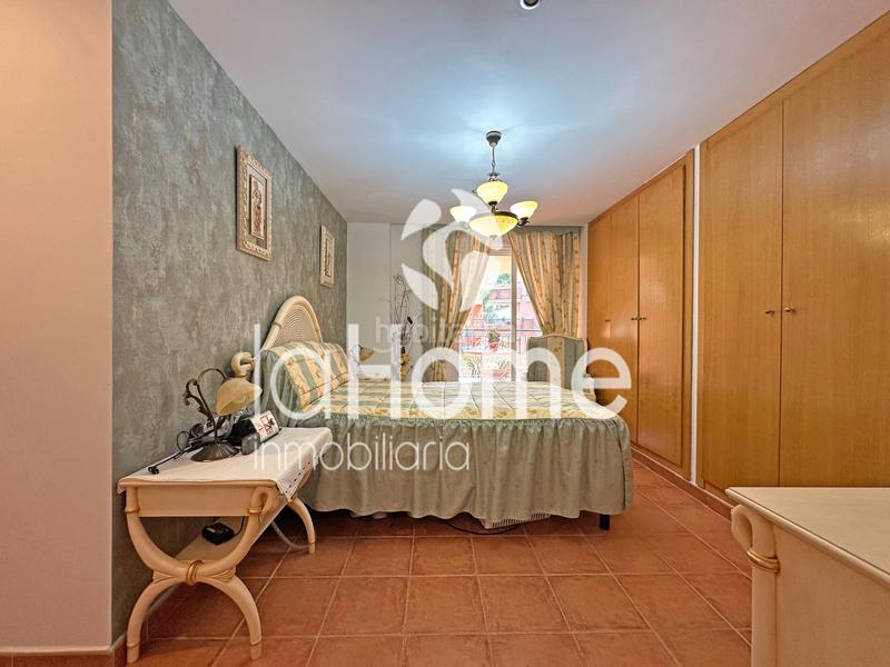 Foto a2af1201-dfcc-46d8-a644-334f63c6d0b1. Appartamento con parcheggio piscina in Casco Urbano Náquera