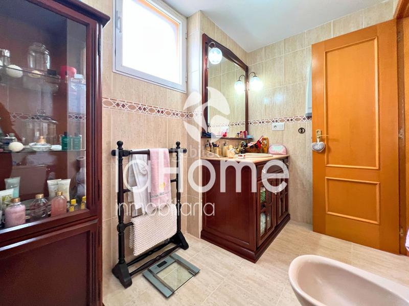 Foto b7837796-314e-4ba8-9391-a750e6409d5c. Triplex with fireplace heating parking pool in Centro Bétera