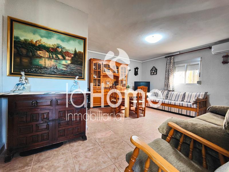 Foto 4f8834a4-9266-412b-ab09-71c8dcc7a537. Chalet tu oasis privado en Urbanizaciones Llíria