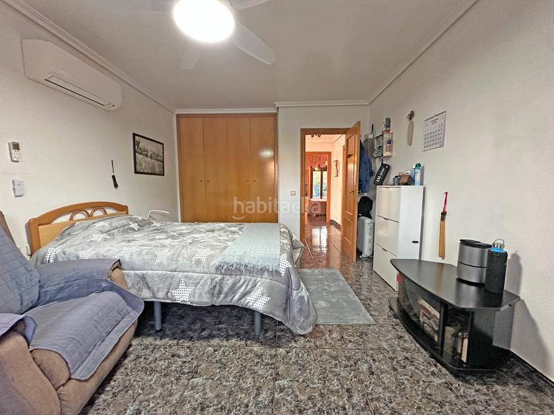 Foto 05cc5510-daa8-48dc-ae15-41bebdd46386. Xalet amb xemeneia aparcament piscina a La Cañada Paterna