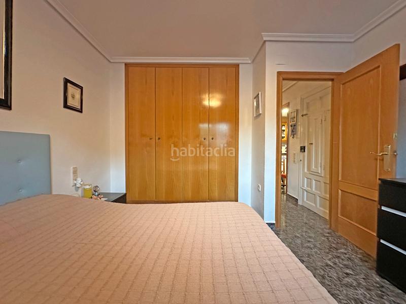 Foto 34f72f40-da9b-49fb-ab6b-71dcbba647ae. Xalet amb xemeneia aparcament piscina a La Cañada Paterna