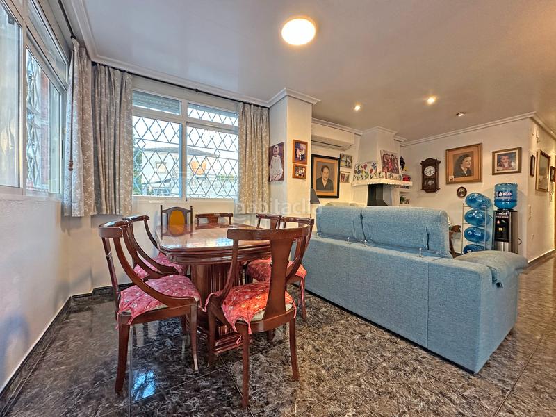 Foto 7d7d0576-c3e3-4a2b-aaba-c8600931709b. Xalet amb xemeneia aparcament piscina a La Cañada Paterna