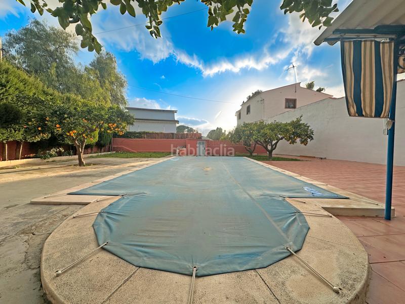 Foto 80a4a70d-8b68-4961-ae24-9f9fe4b9ff90. Xalet amb xemeneia aparcament piscina a La Cañada Paterna