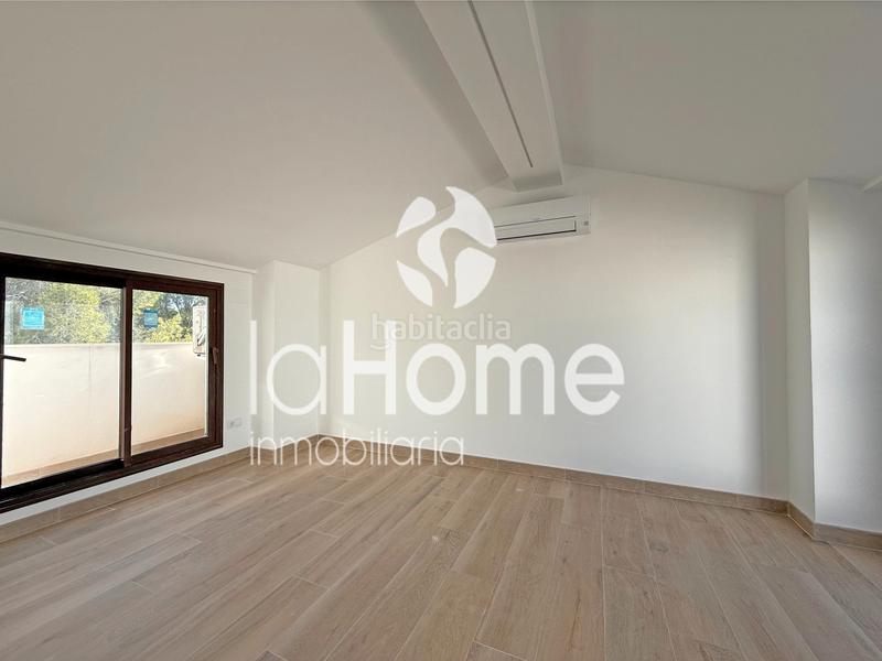 Foto eb64b41b-4bda-4008-8cd9-f83cc21fbd88. Rent chalet with parking pool in Torre en Conill-Cumbres de San Antonio Bétera