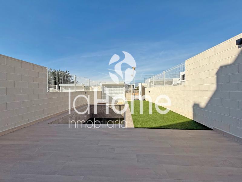 Foto edaa12b6-91c5-40c3-8a69-6af0f56f7b8e. Rent chalet with parking pool in Torre en Conill-Cumbres de San Antonio Bétera