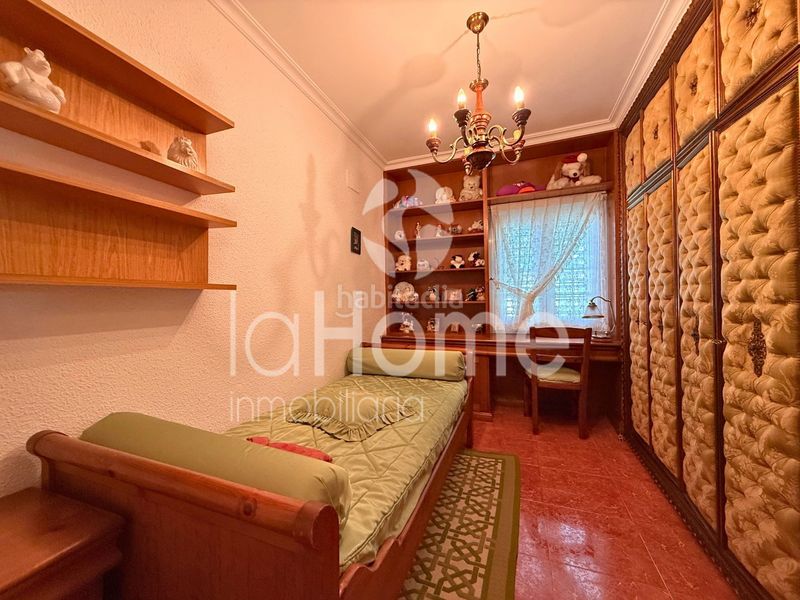 Foto 18a3162c-3155-437f-b067-69466db668dc. Xalet amb xemeneia calefacció aparcament piscina a Paterna