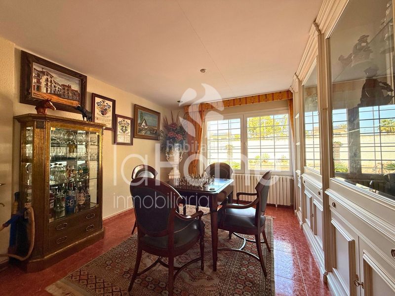 Foto d9f83b6a-8ade-4a43-8bef-4b9c121be3c5. Xalet amb xemeneia calefacció aparcament piscina a Paterna