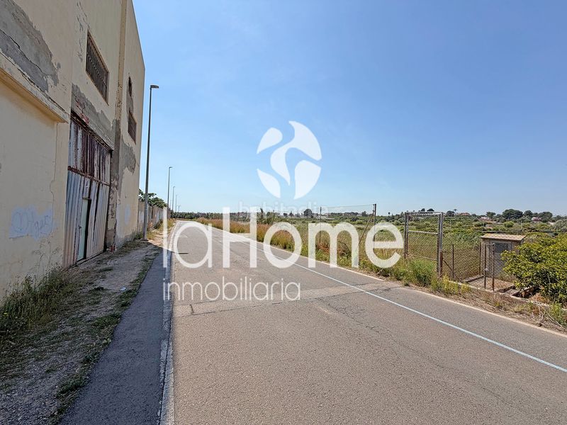 Foto 1aa6bd28-97f5-4bce-9dfb-19e17d31e83c. Nau industrial a Moncada