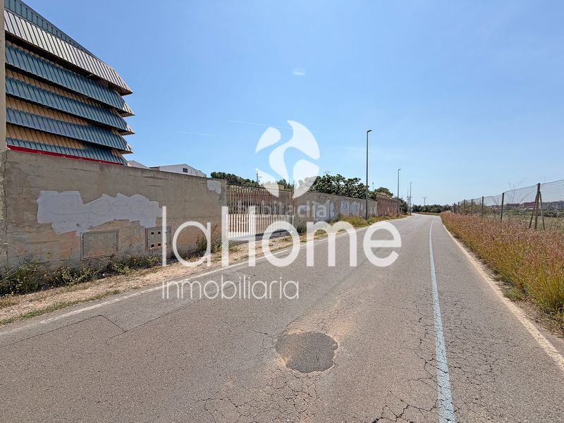 Foto a48f114f-4531-4403-a85c-0b6ce4ac717b. Nau industrial a Moncada