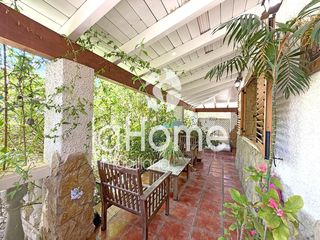 Casa aparellada a La Cañada. Un hogar pensado para compartir