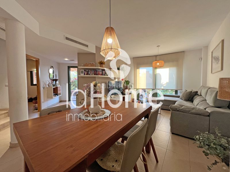 Foto d0bf065c-7799-402a-b2a9-49851246c539. Casa adossada amb calefacció aparcament piscina a Bétera