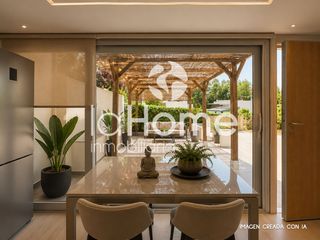 Casa aparellada a El Bosque. Mucho más que una casa, una forma de vivir