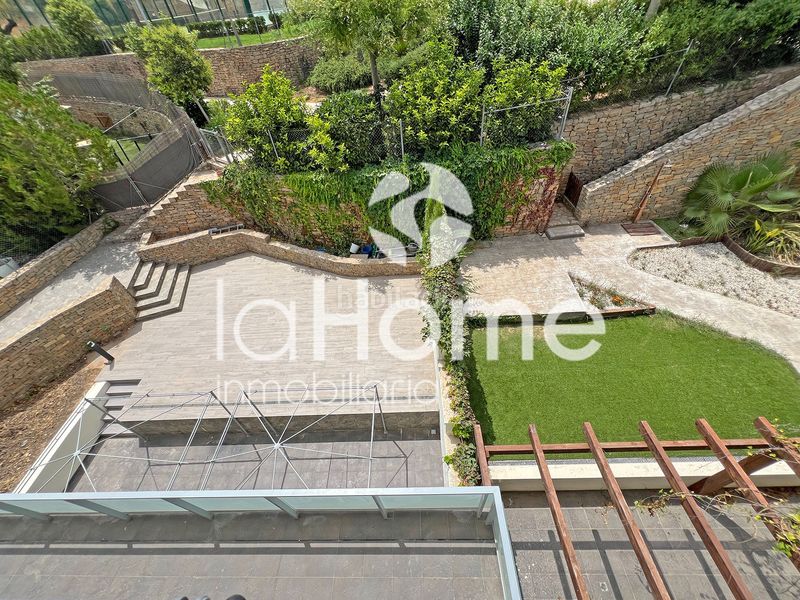 Foto eaab9e0d-680f-43d8-849a-eef8adfd66a5. Casa aparellada amb calefacció aparcament piscina a Chiva