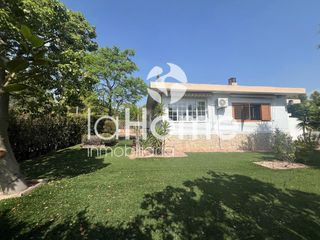 Location Chalet à La Cañada. Un hogar con la naturaleza como telón de fondo