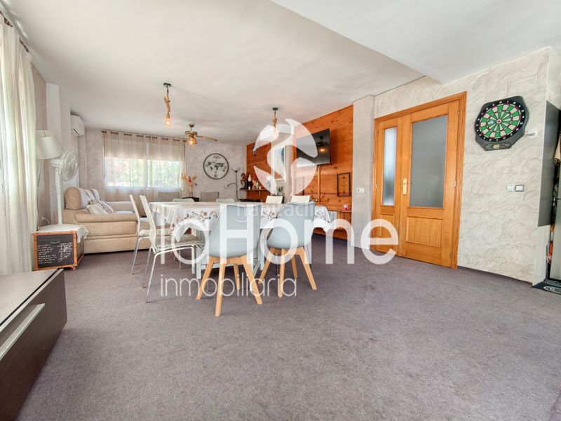 Foto 5f73eb63-2fa7-4d9d-9b32-8feb364c2d4c. Chalet with heating parking pool in Riba - roja de Túria