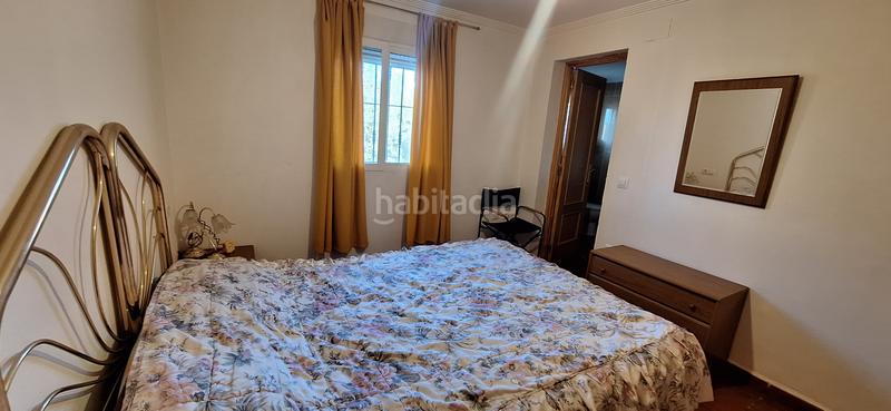 Foto 0fafd263-30dc-4155-a48d-edc69c2a92df. Casa bifamiliare con camino in Montroy