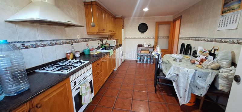 Foto 1fd2ae9f-b168-4fe0-bdb3-eb276b615538. Casa bifamiliare con camino in Montroy