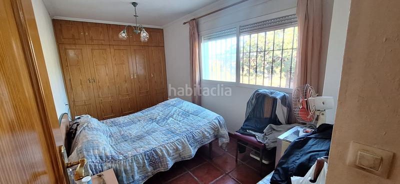 Foto 775a0772-9a7b-43f8-a88d-381177709f9a. Casa bifamiliare con camino in Montroy