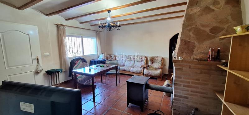 Foto 669726db-35a9-4fbf-9169-f416b2785a0c. Doppelhaus mit kamin in Montroy