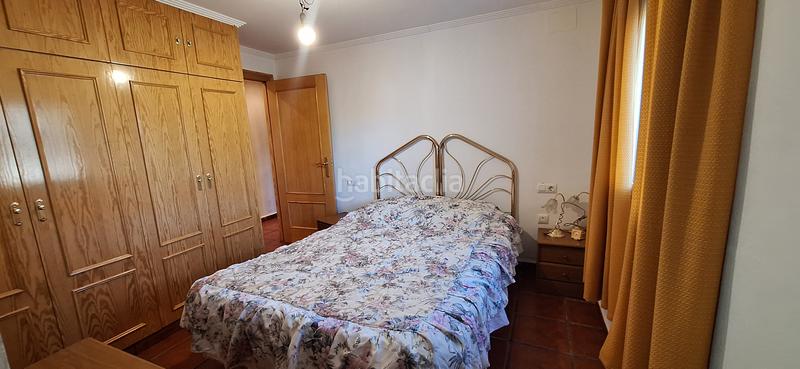 Foto e7b5609d-4921-42c8-bd0a-d3c276d5f0e9. Doppelhaus mit kamin in Montroy