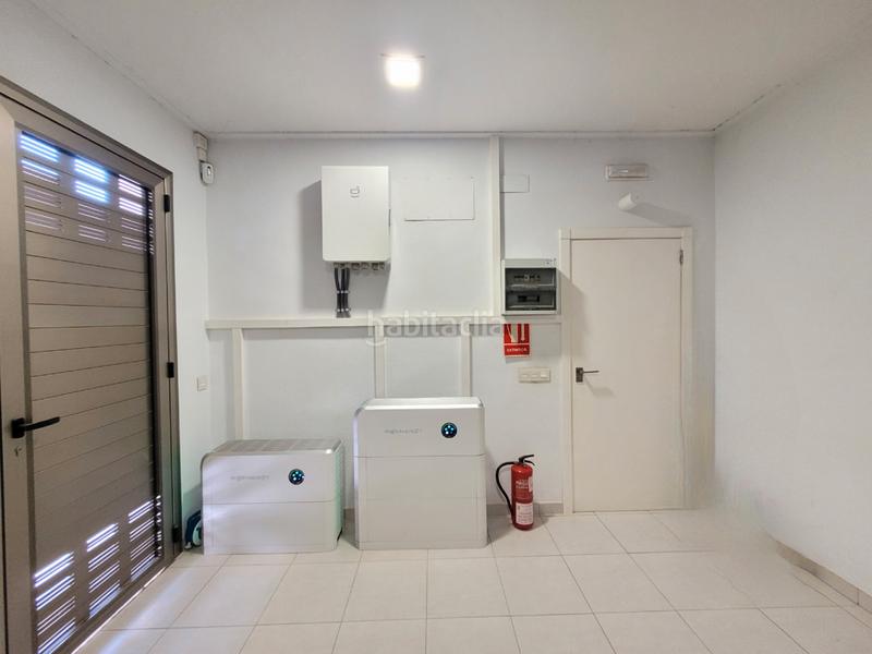 Foto 25933089-5afe-420c-aab1-df7207f80a90. Casa amb xemeneia calefacció aparcament piscina a Monserrat