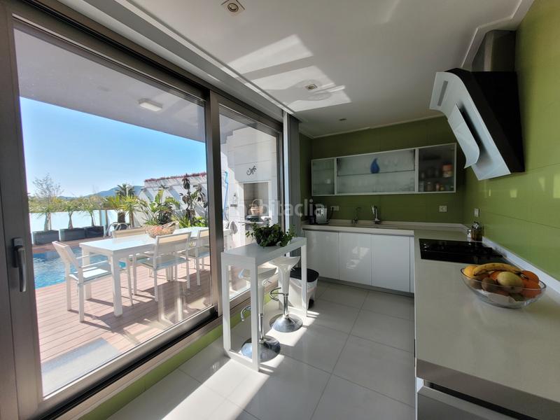 Foto 4430b431-10e2-4a9e-a9c3-084f846f5148. Casa amb xemeneia calefacció aparcament piscina a Monserrat