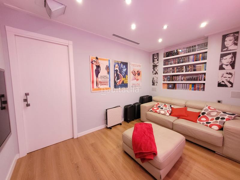 Foto 9e00d93f-620b-4602-b365-c2a6fc4afa81. Casa amb xemeneia calefacció aparcament piscina a Monserrat