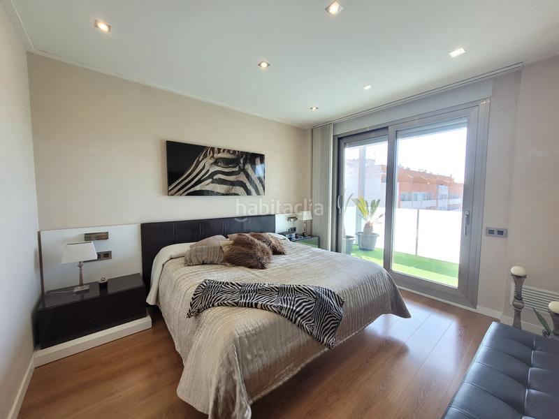 Foto a66df113-3983-41d9-ac72-04be7d9e7be8. House with fireplace heating parking pool in Monserrat