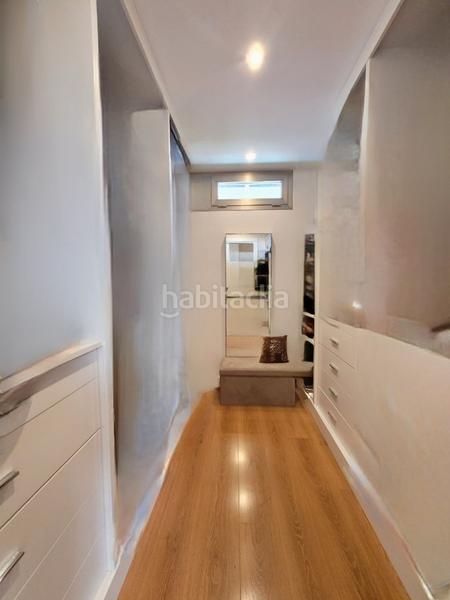 Foto c454603c-8d04-4381-ae50-2887d0227aa1. House with fireplace heating parking pool in Monserrat