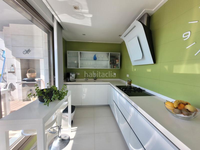 Foto d364f8ba-a983-46b2-bcf8-82c7d6813c6d. House with fireplace heating parking pool in Monserrat